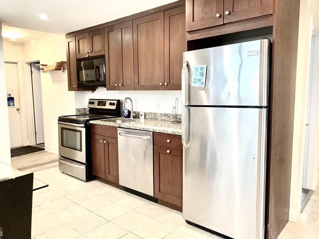 155 5th Street # 1 Property Photo 5