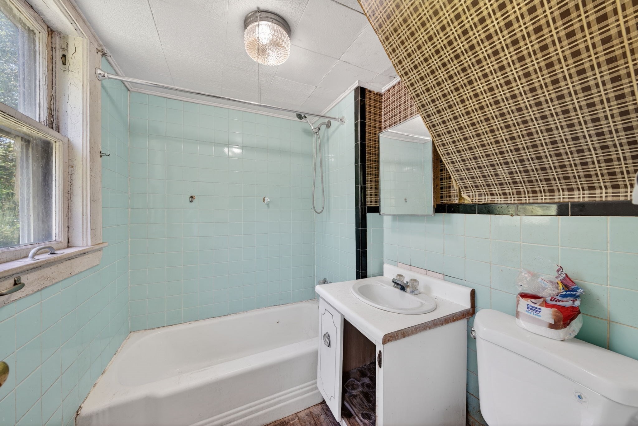 13 Percy Ave Property Photo 12