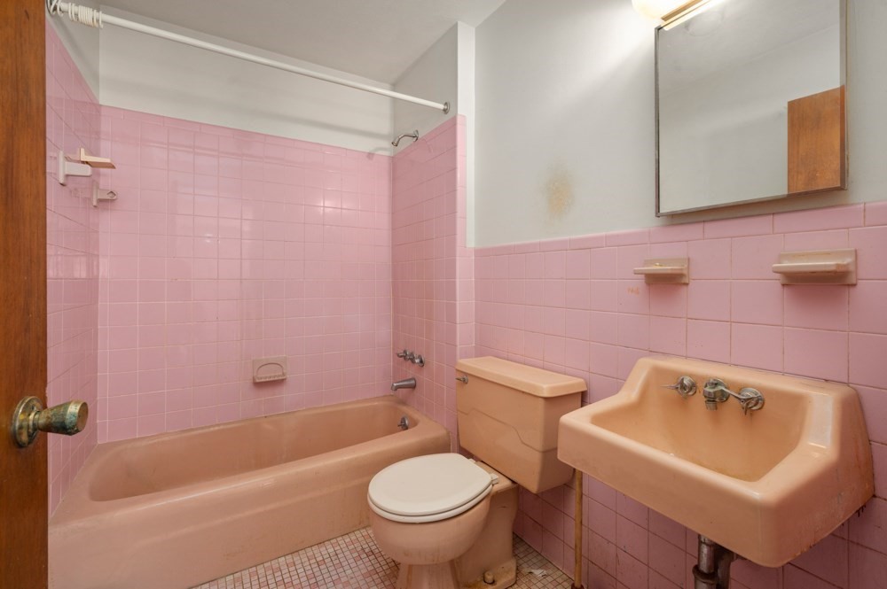 141 Willard St # 8 Property Photo 9