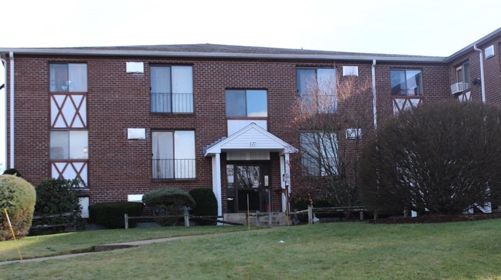 127 Kings St # 304 Property Photo 1