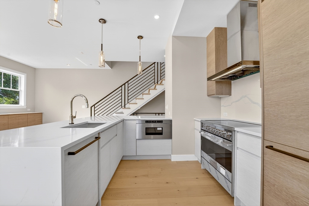 325b Alewife Brook Pkwy # B Property Photo 7