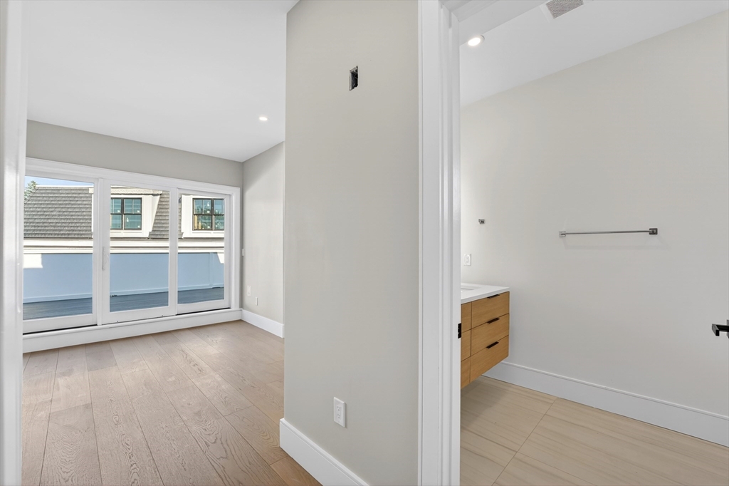 325b Alewife Brook Pkwy # B Property Photo 18