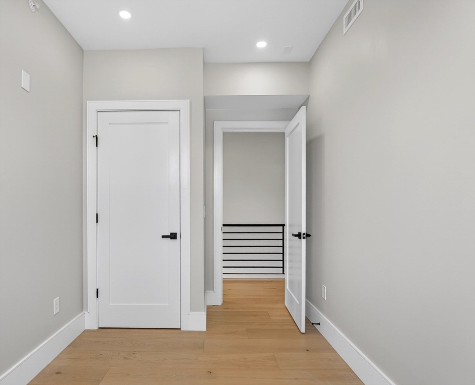 325b Alewife Brook Pkwy # B Property Photo 25