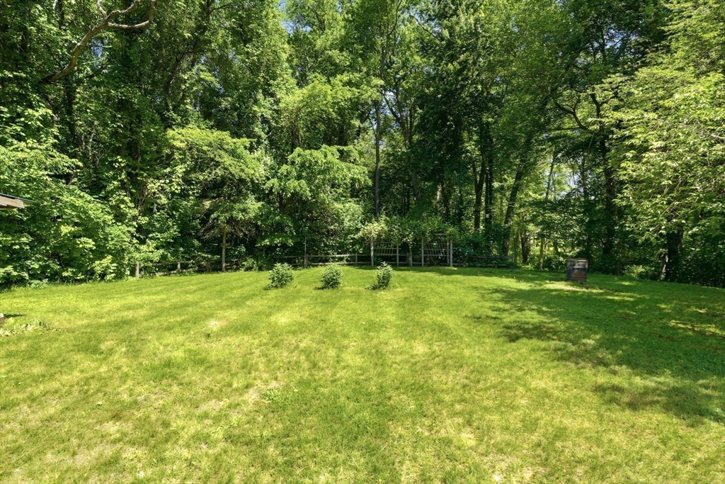 257 Union Ave Property Photo 31