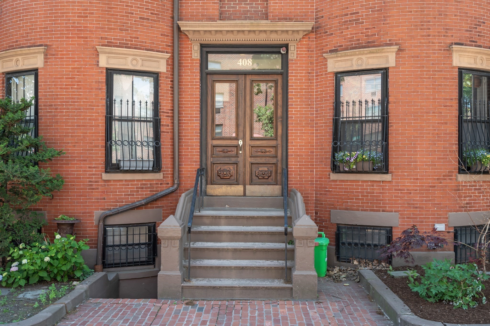 408 Columbus Ave # 2 Property Photo 4