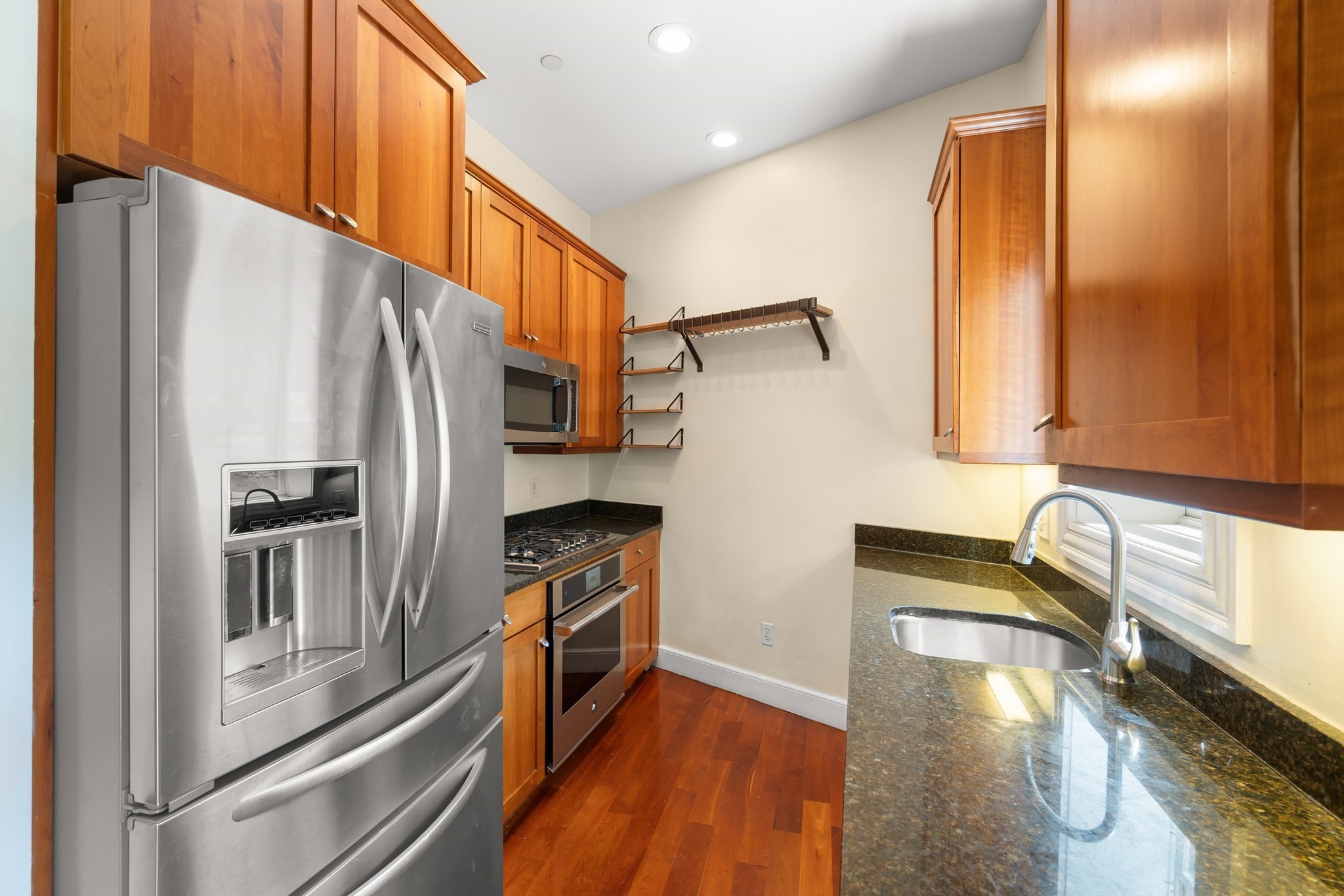 408 Columbus Ave # 2 Property Photo 12