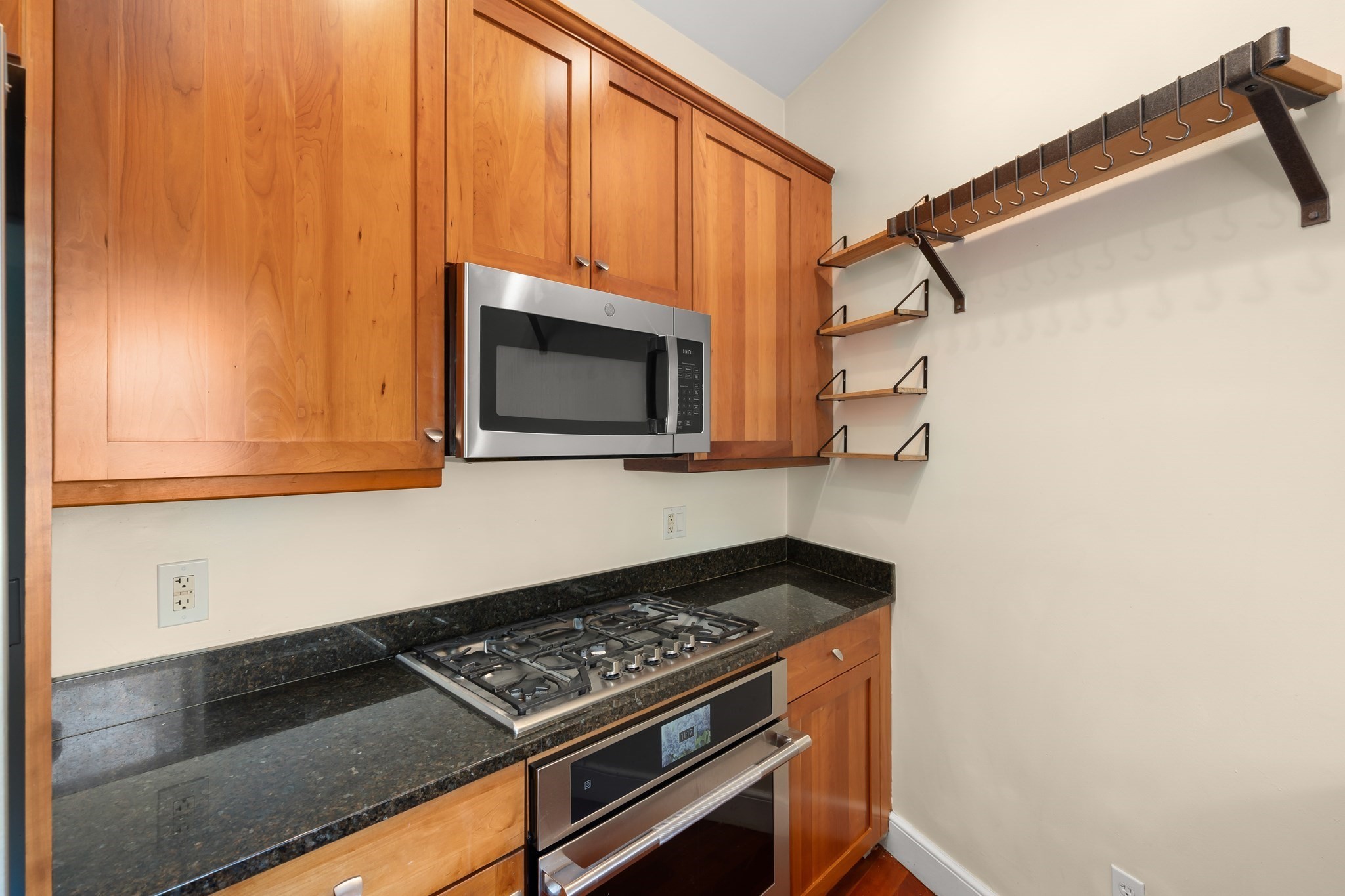 408 Columbus Ave # 2 Property Photo 13