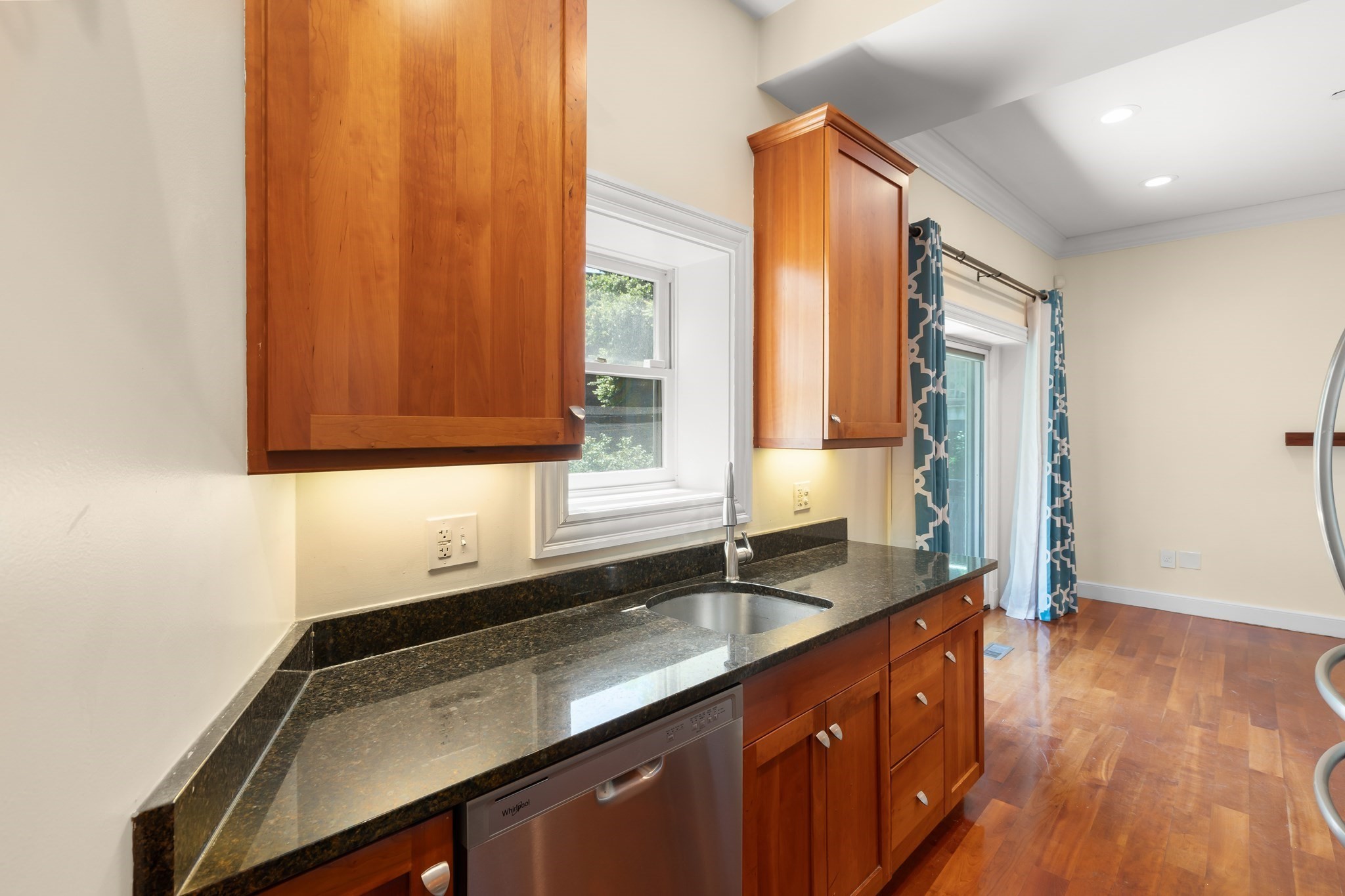 408 Columbus Ave # 2 Property Photo 14