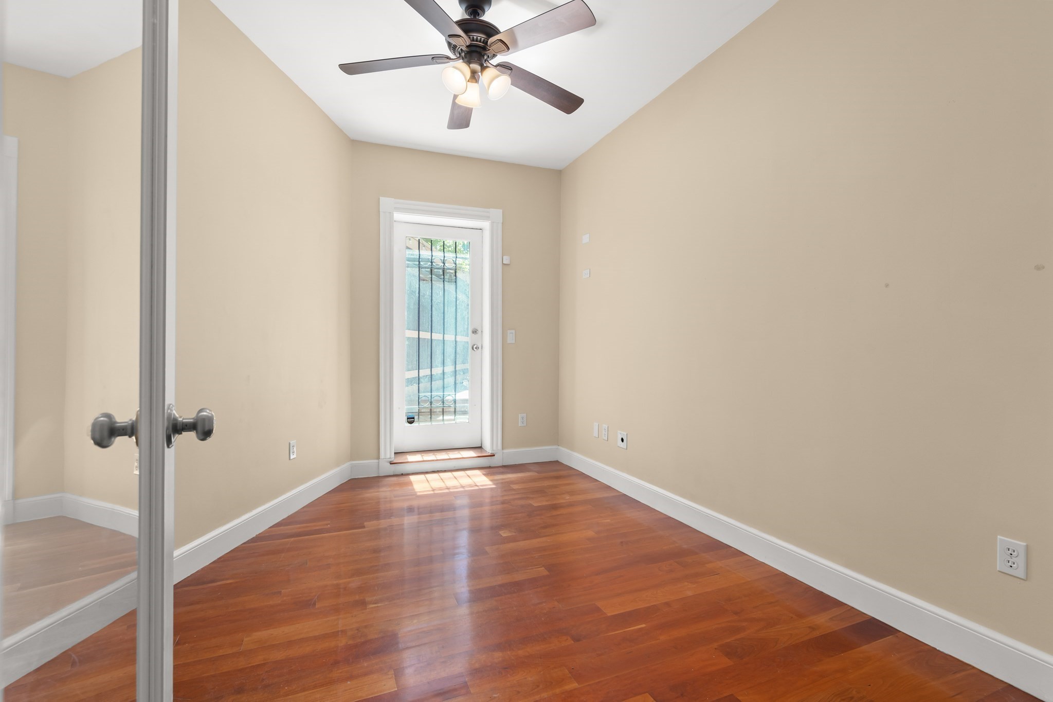 408 Columbus Ave # 2 Property Photo 21