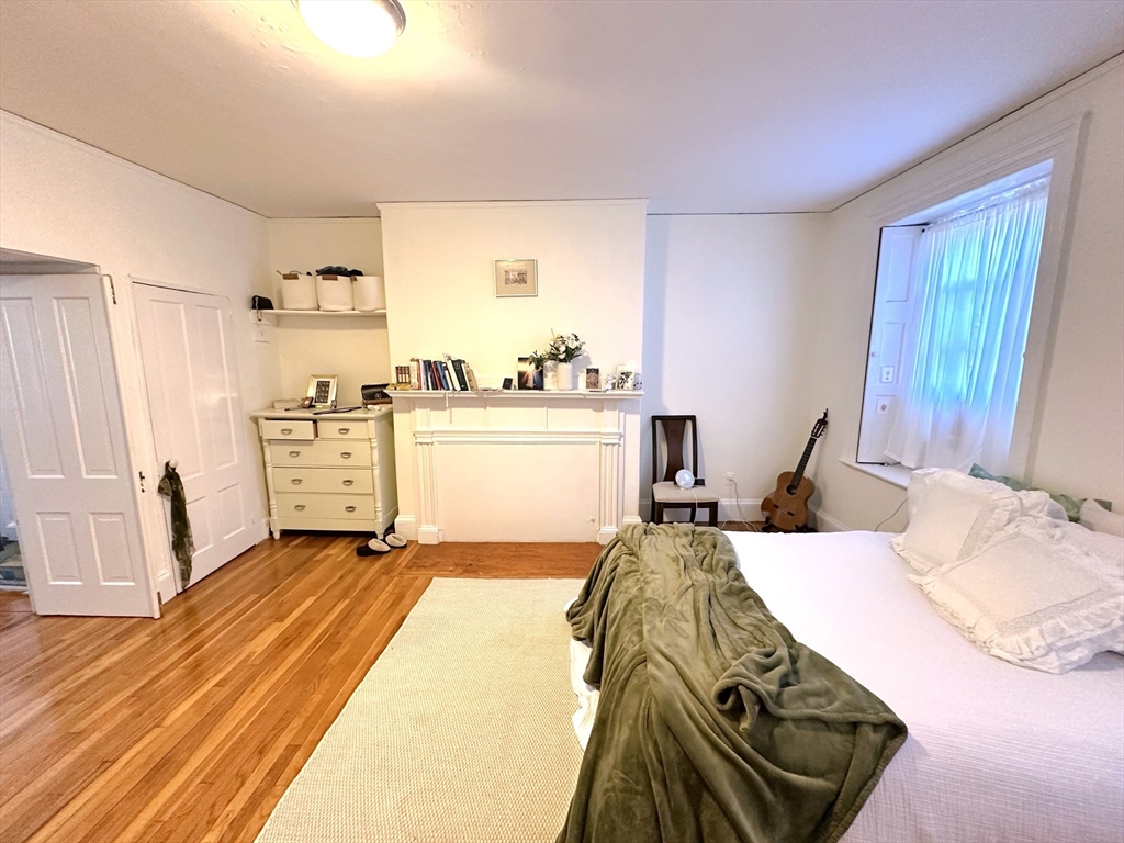 7 Charles # 2 Property Photo 8