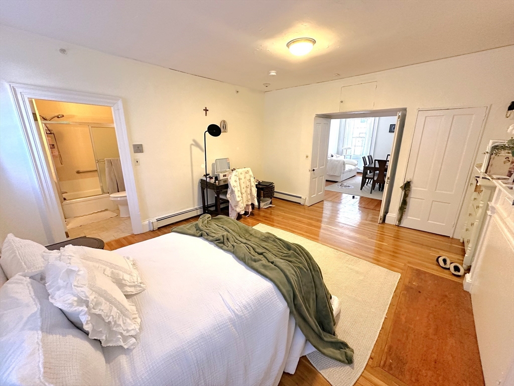 7 Charles # 2 Property Photo 9