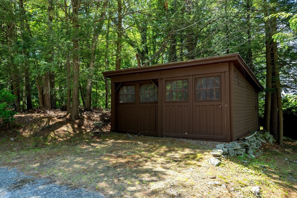 2400 West State Rd Property Photo 28