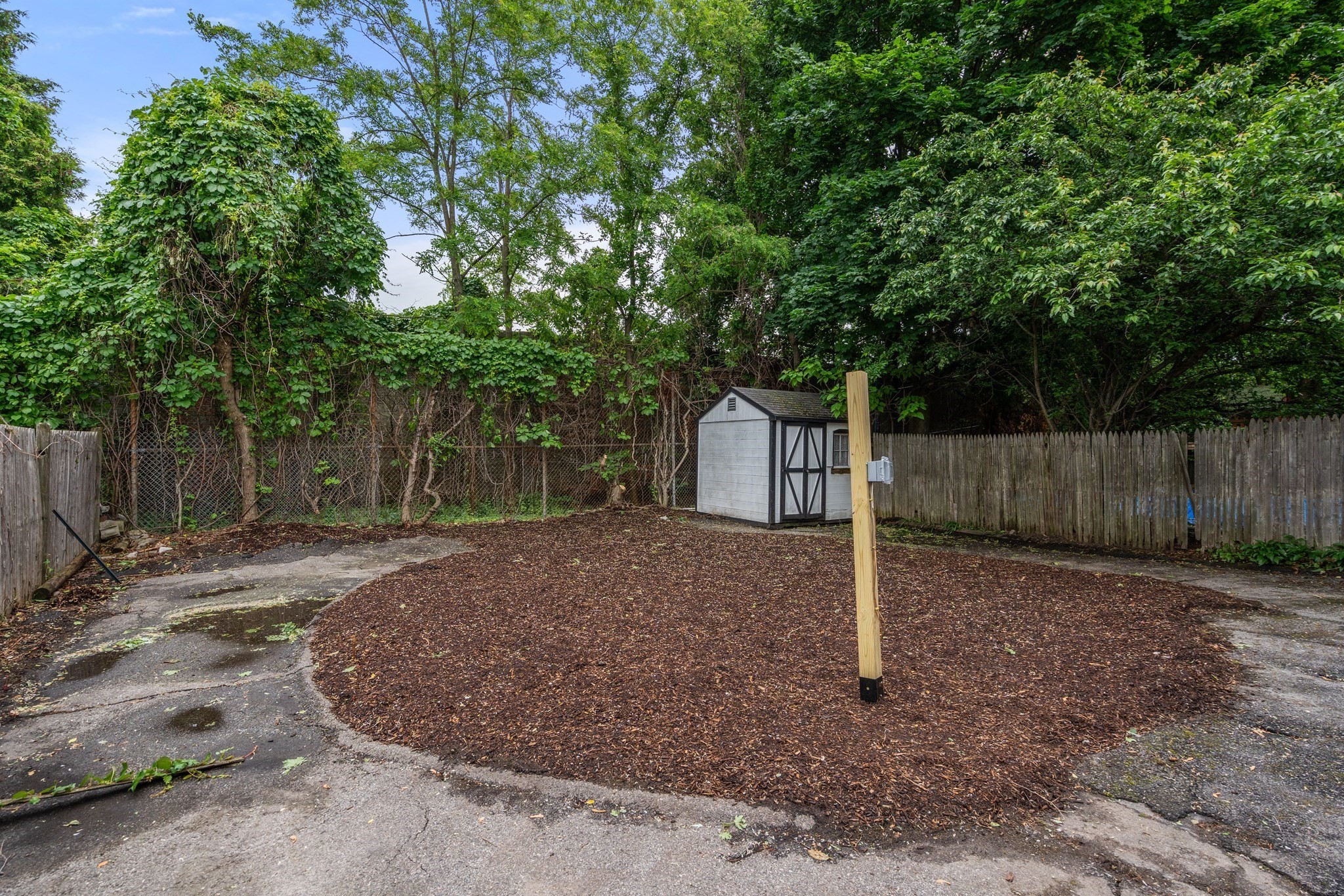 27 Windom St Property Photo 25