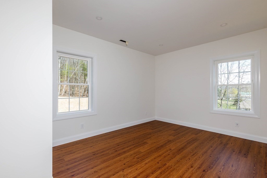 150 State Rd E # 1 Property Photo 17