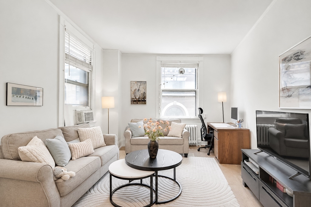 21 Beacon St # 8g Property Photo 3