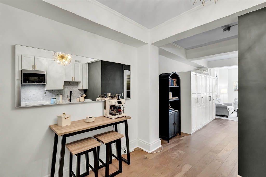 21 Beacon St # 8g Property Photo 8