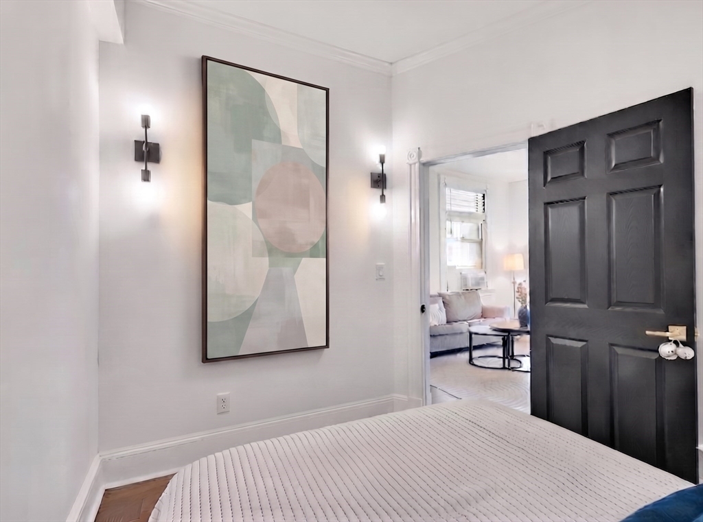 21 Beacon St # 8g Property Photo 11