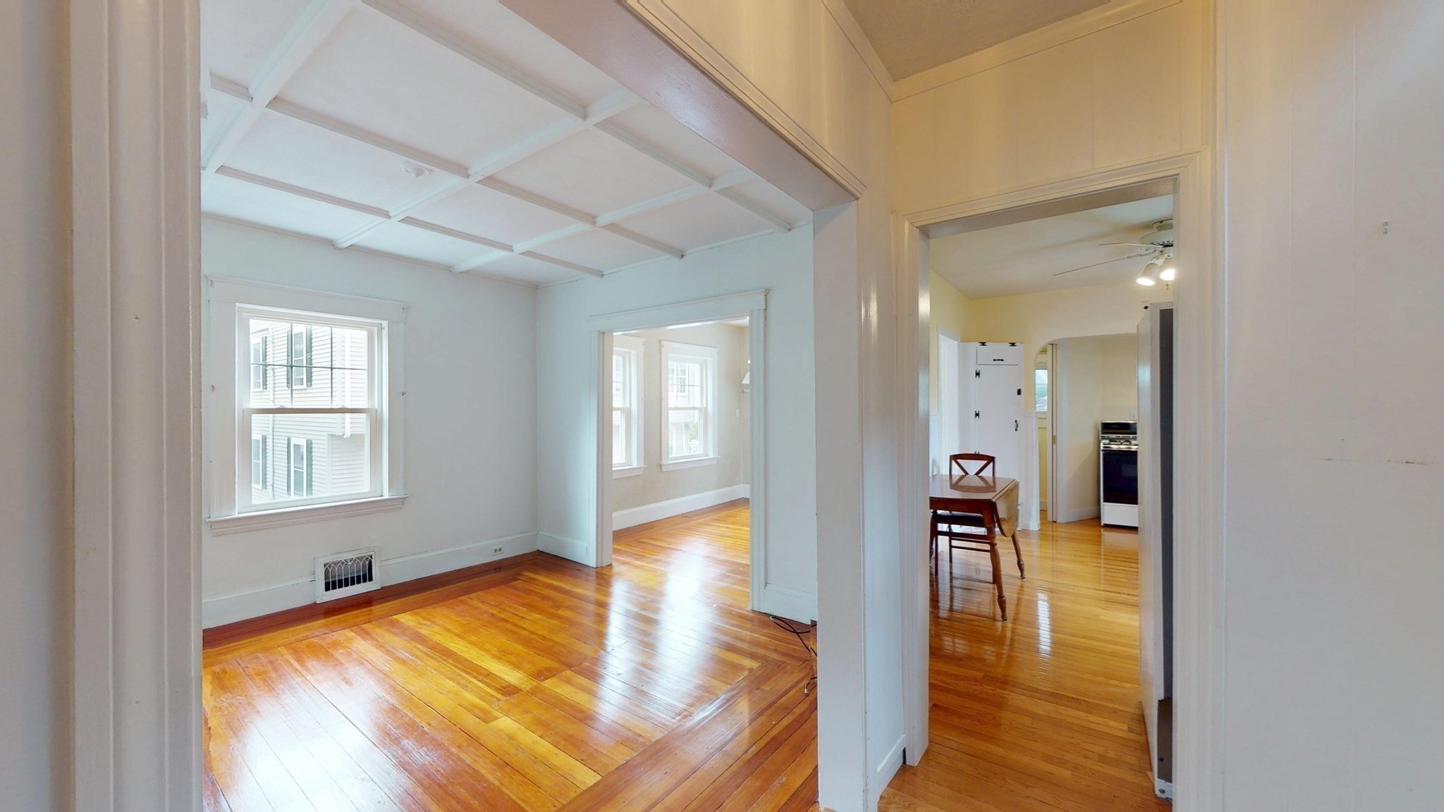 233 Florence Ave Property Photo 9