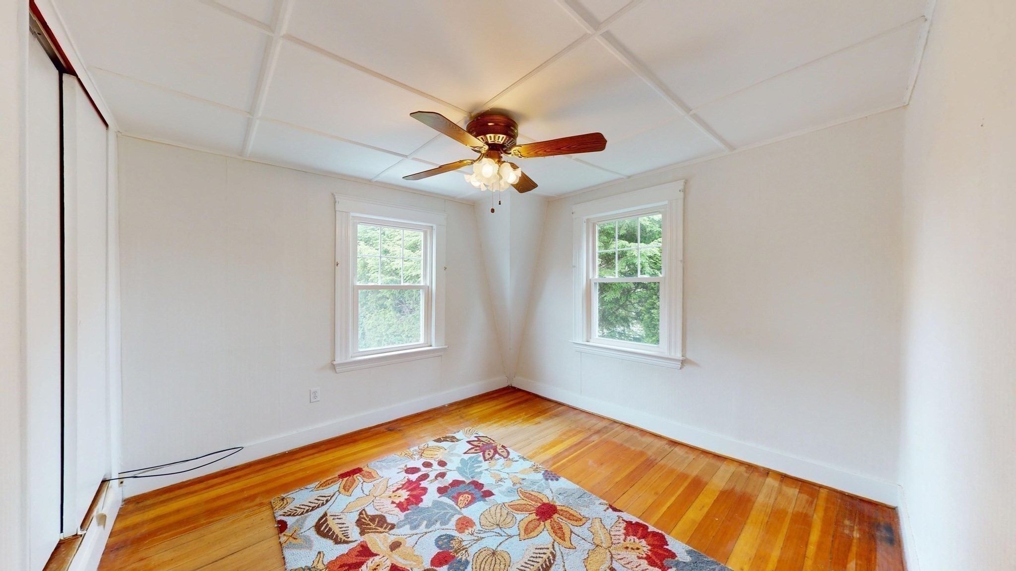 233 Florence Ave Property Photo 20