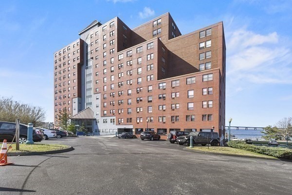 750 Davol St # 221 Property Photo 1