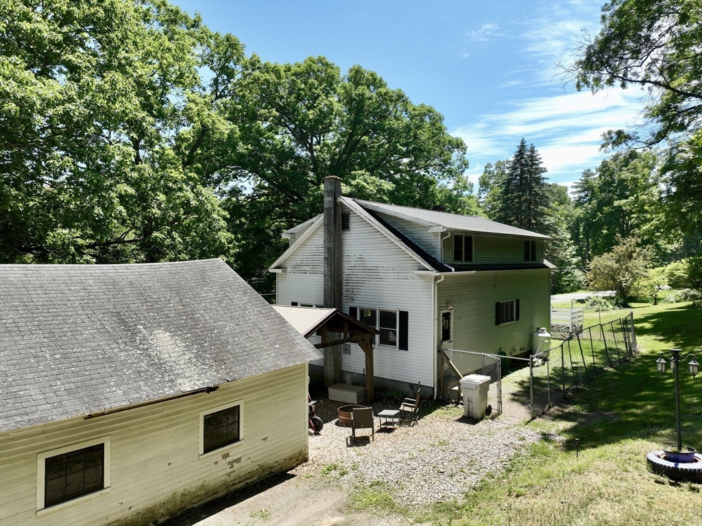 223 Main Rd Property Photo 38