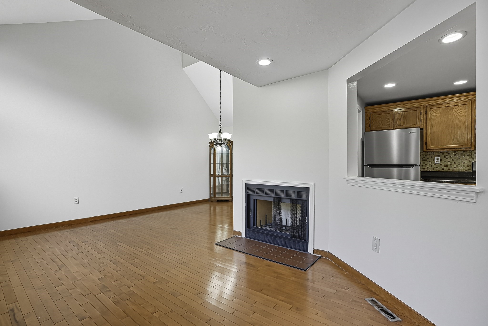 237 South St # 45 Property Photo 18