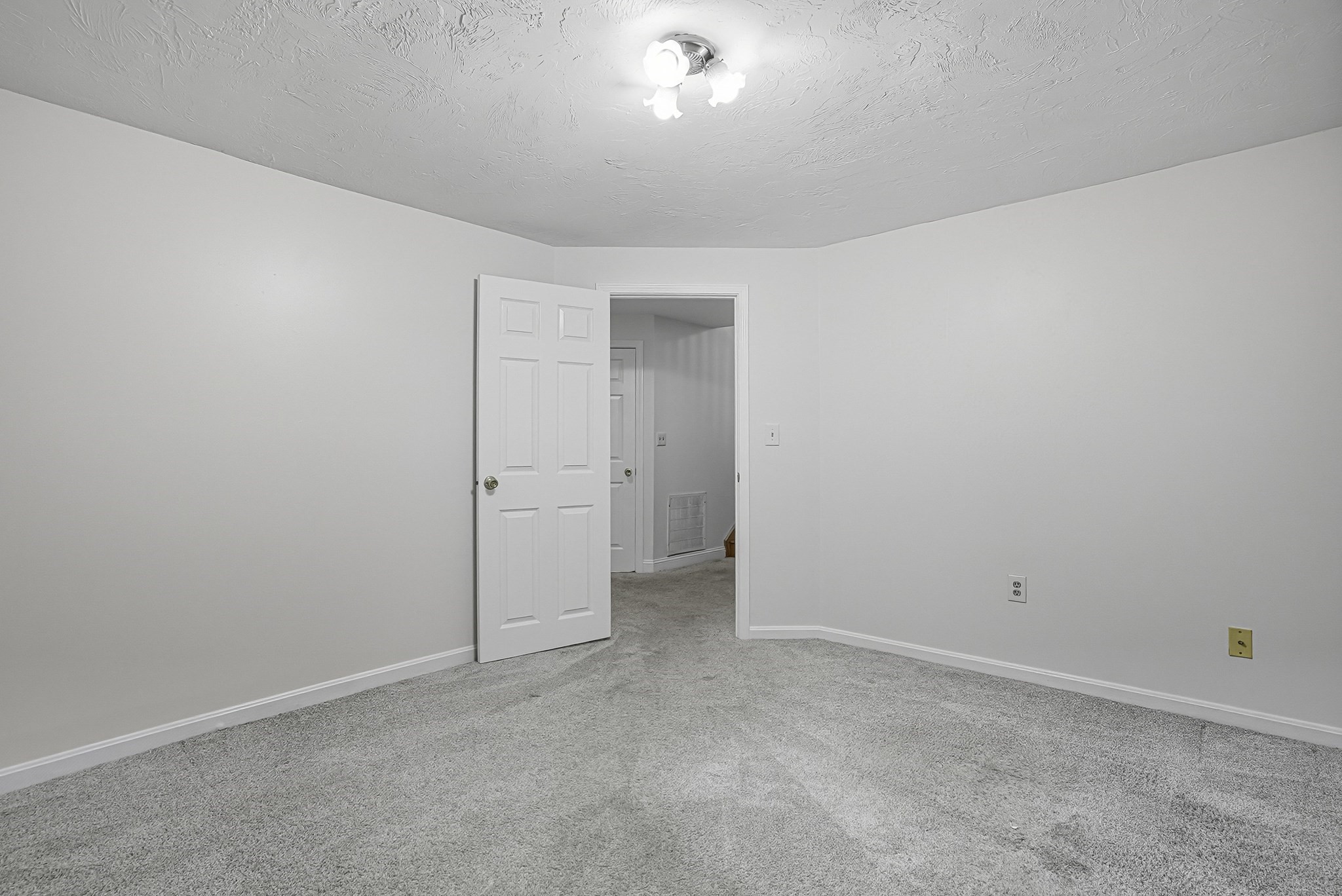 237 South St # 45 Property Photo 36