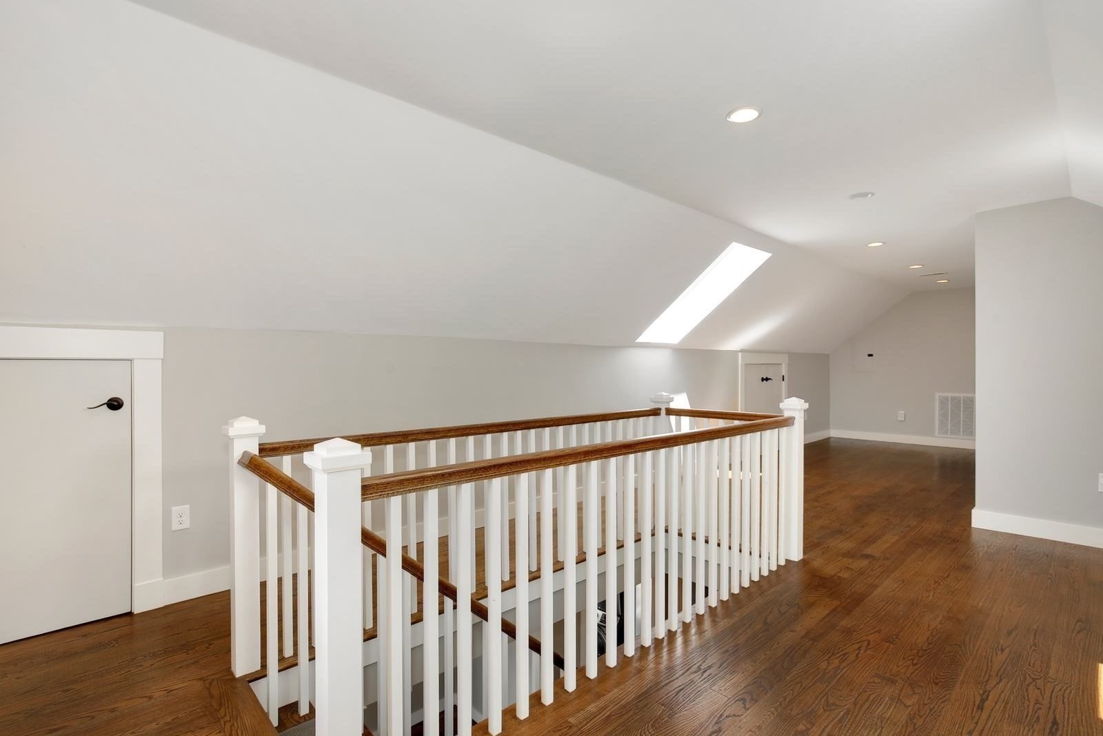 7 Park St Property Photo 19