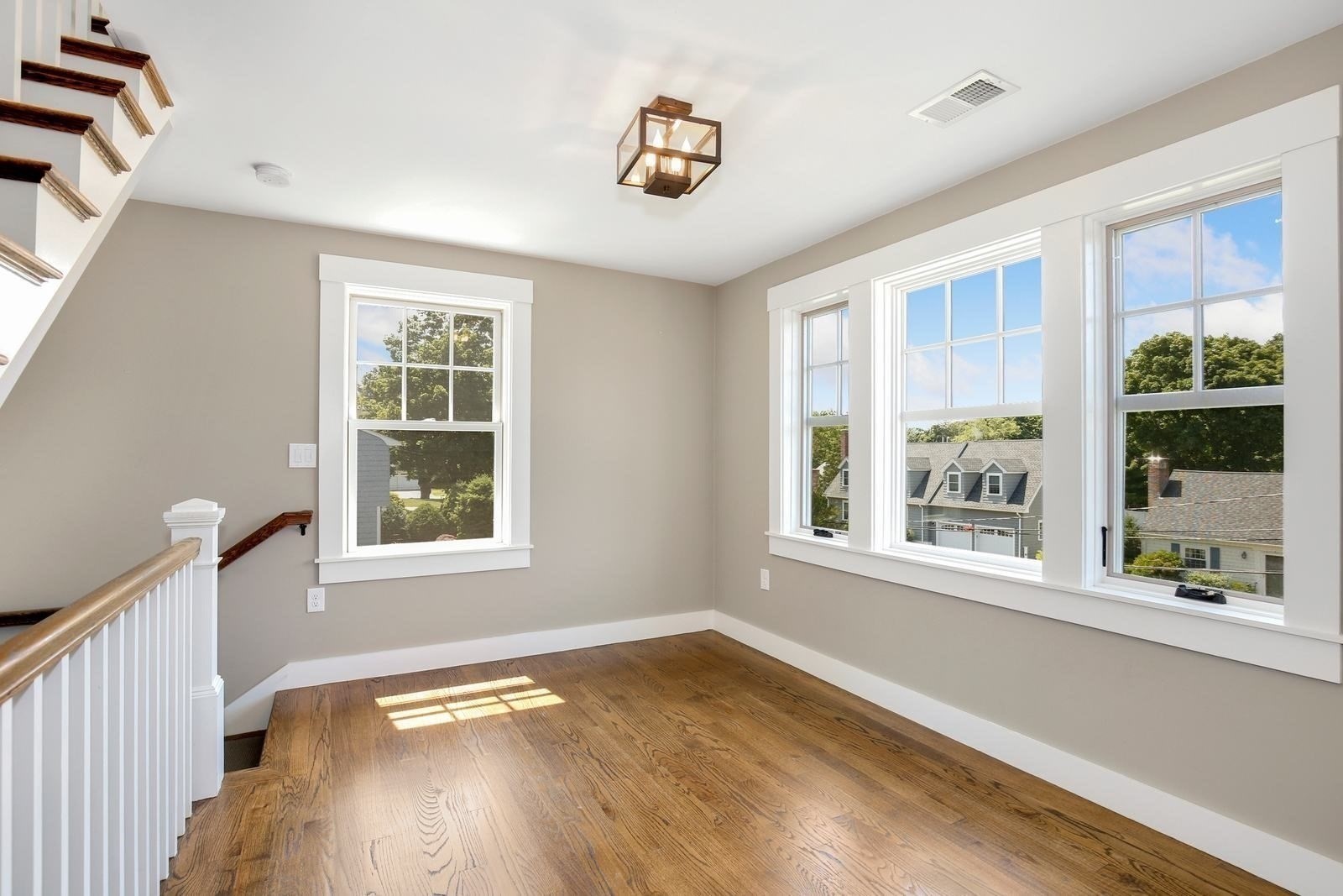 7 Park St Property Photo 24