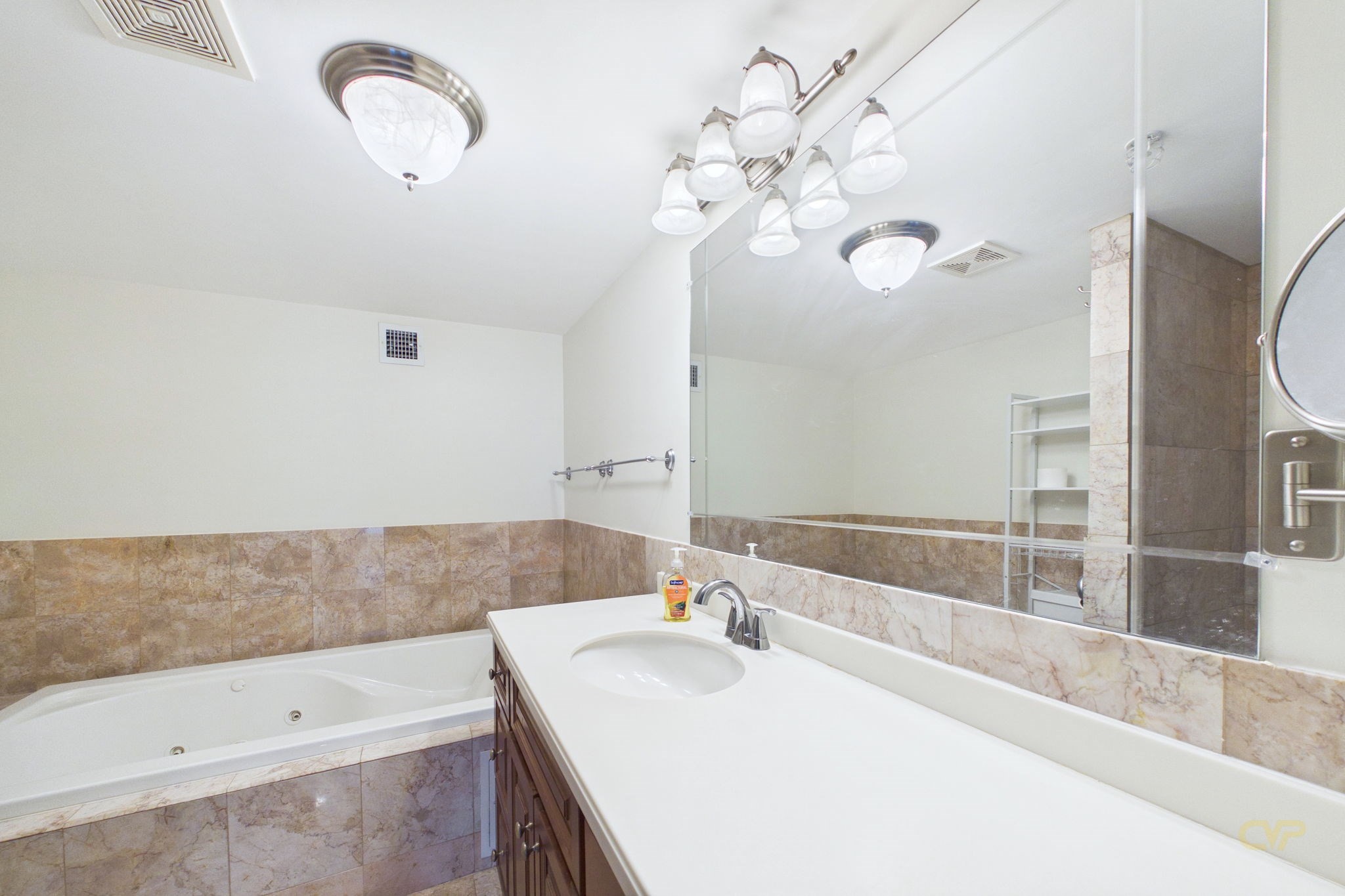 15 Park Ave # 211 Property Photo 19