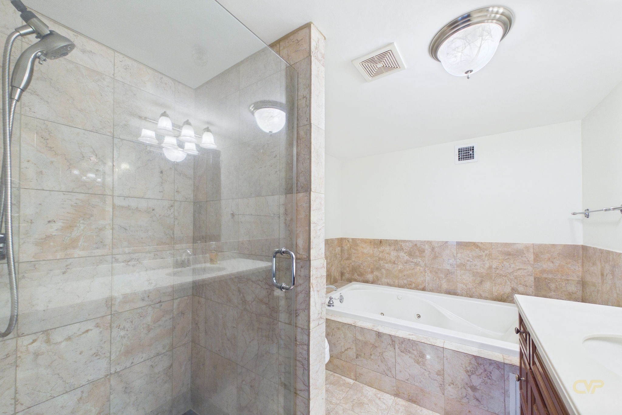 15 Park Ave # 211 Property Photo 20