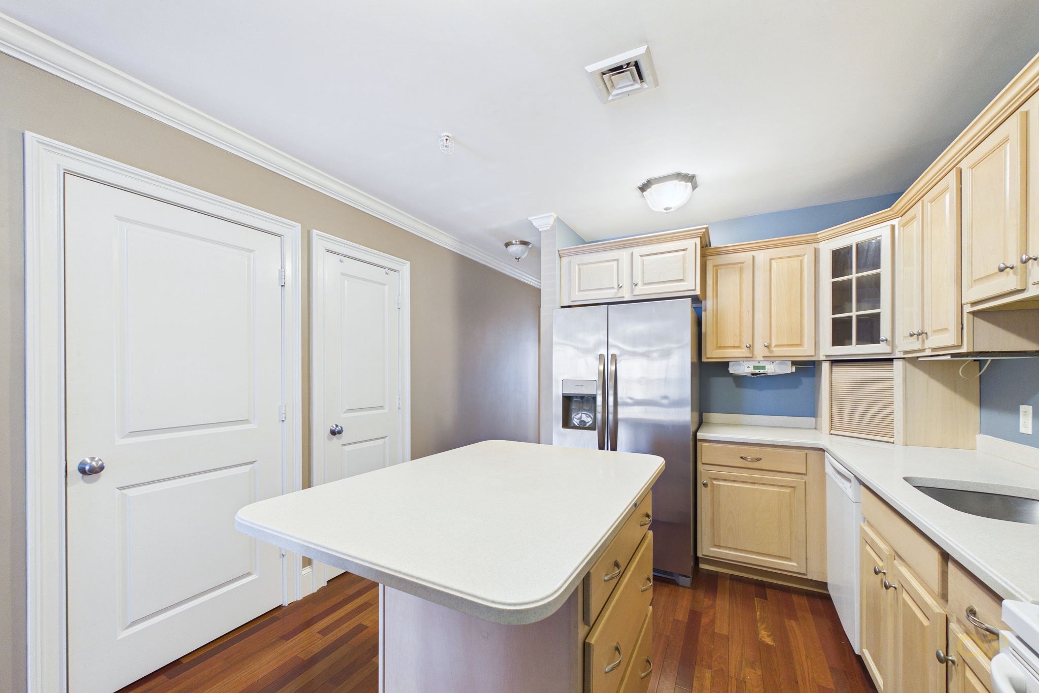 15 Park Ave # 211 Property Photo 32