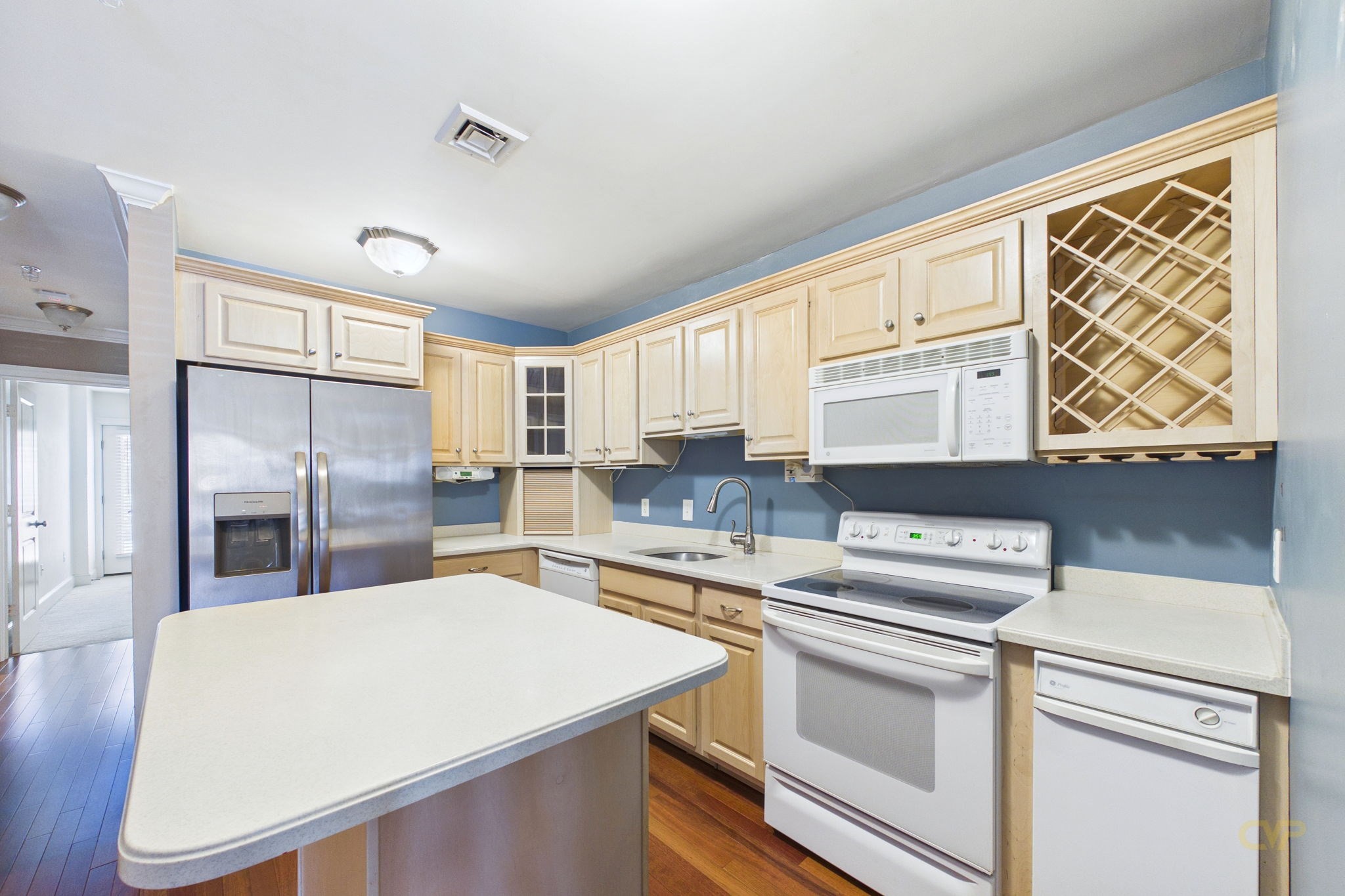 15 Park Ave # 211 Property Photo 34