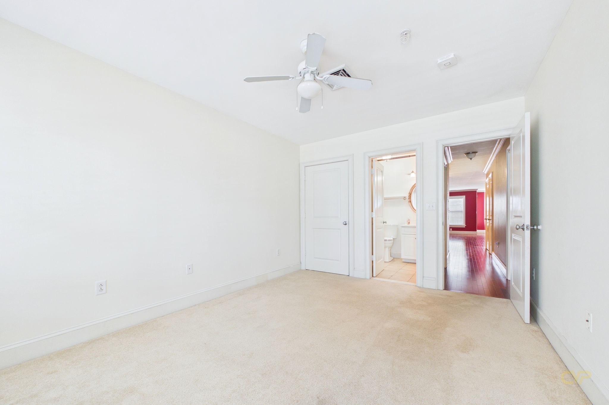 15 Park Ave # 211 Property Photo 38