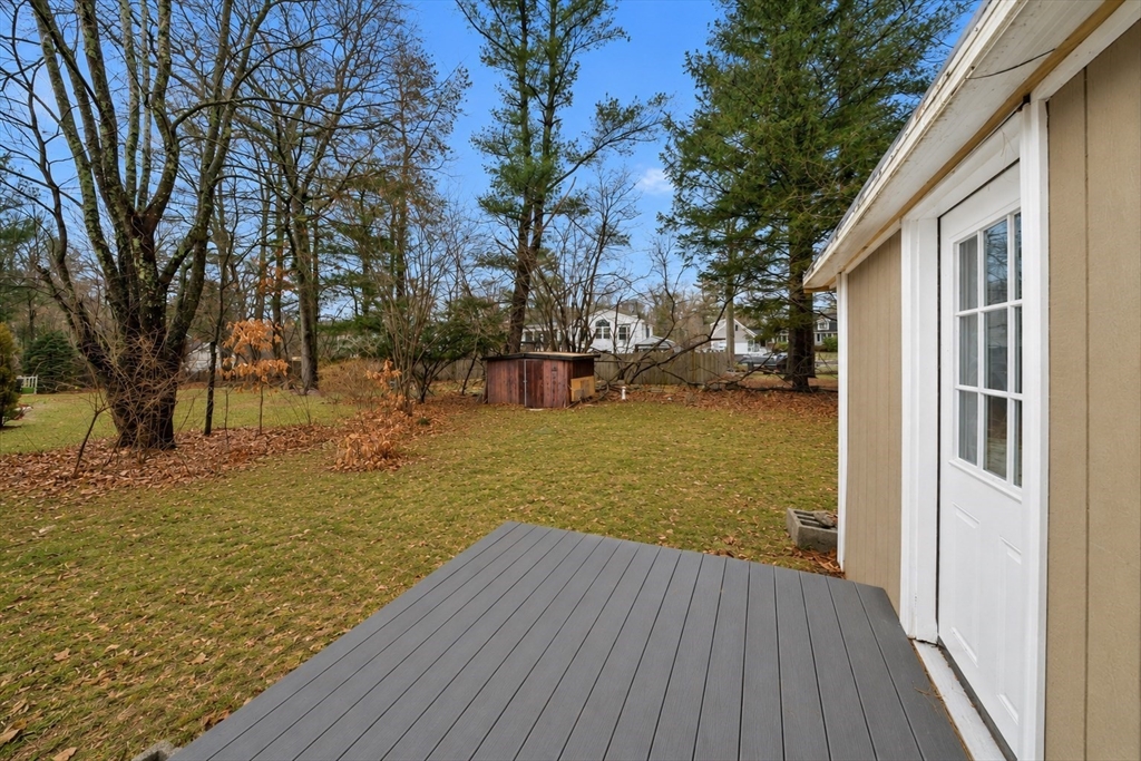73 Laurie Ave Property Photo 23