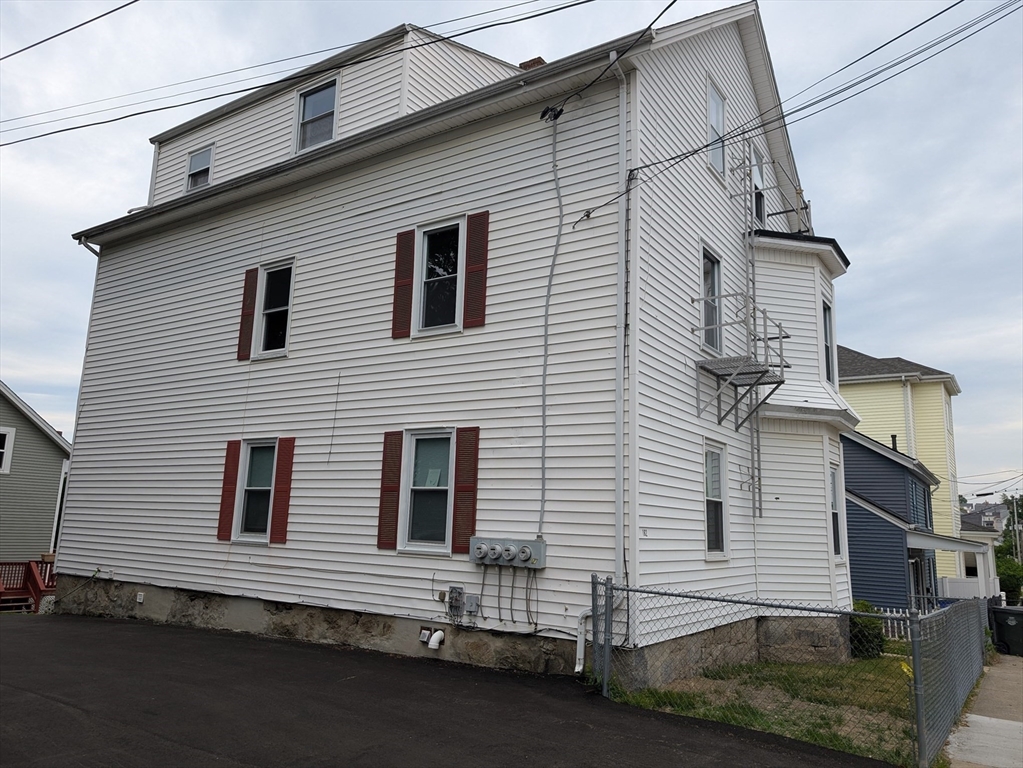 162 Rockland St Property Photo 1