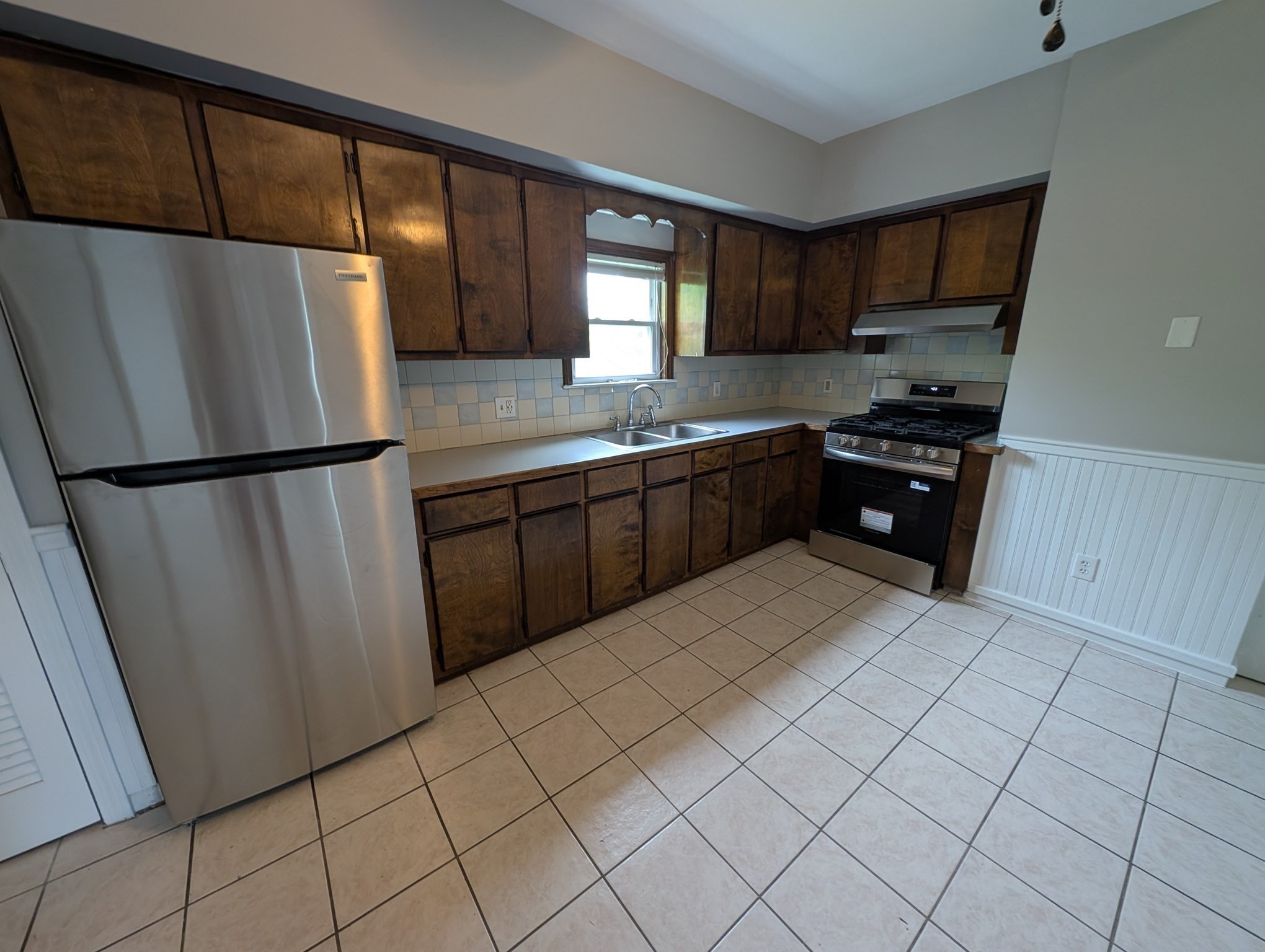 162 Rockland St Property Photo 8