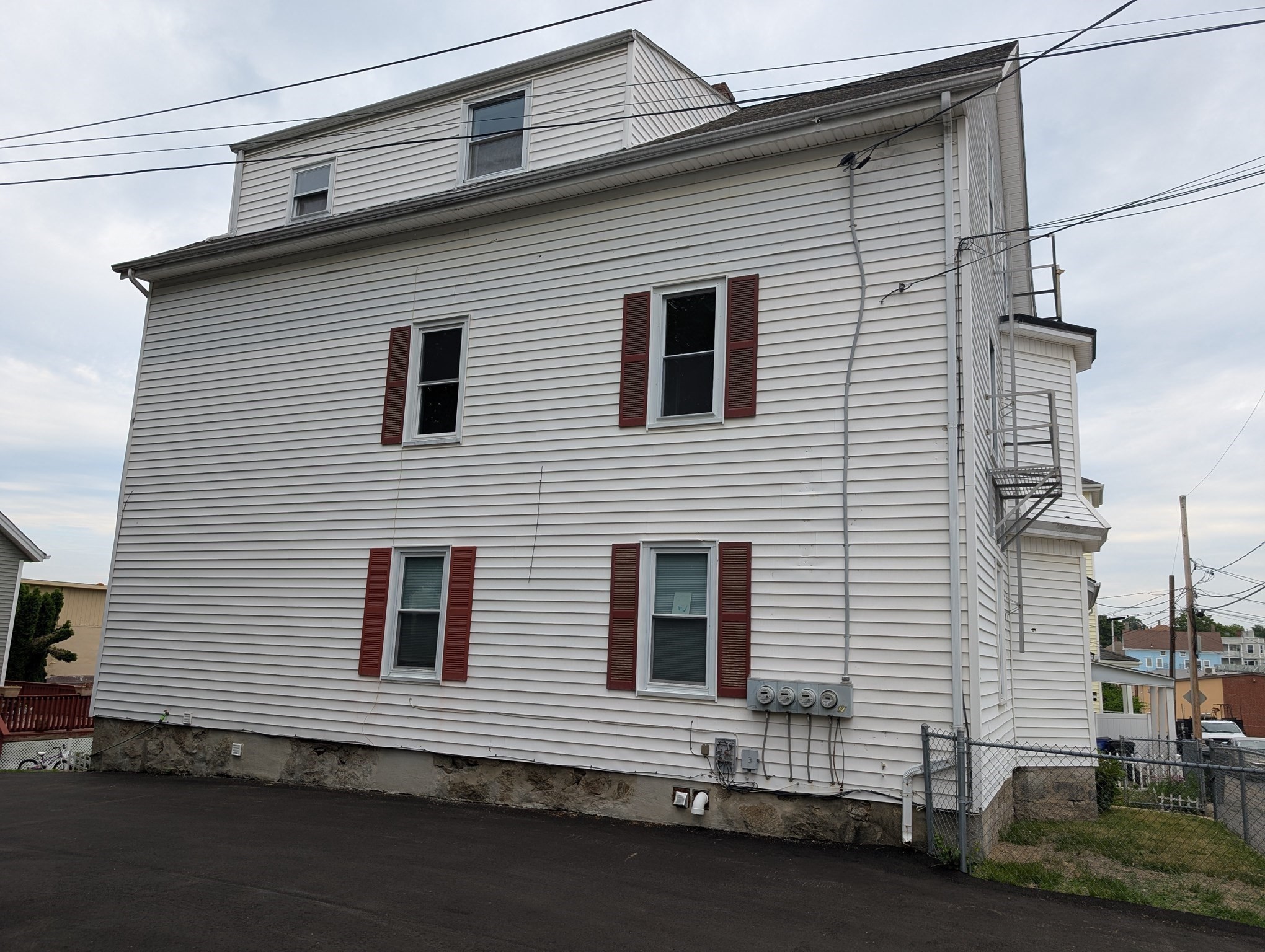 162 Rockland St Property Photo 31