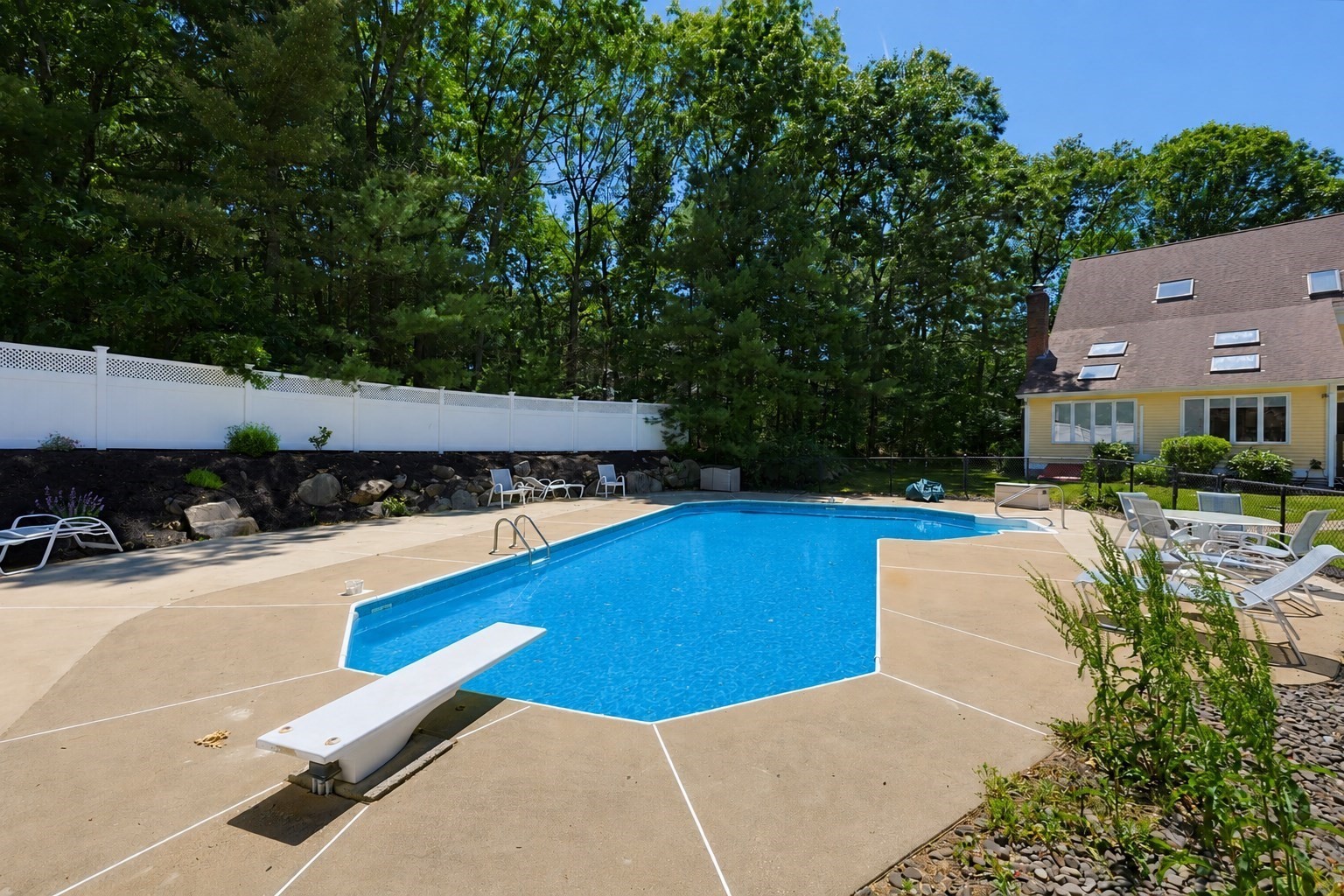 8 Turner Hill Road Property Photo 29