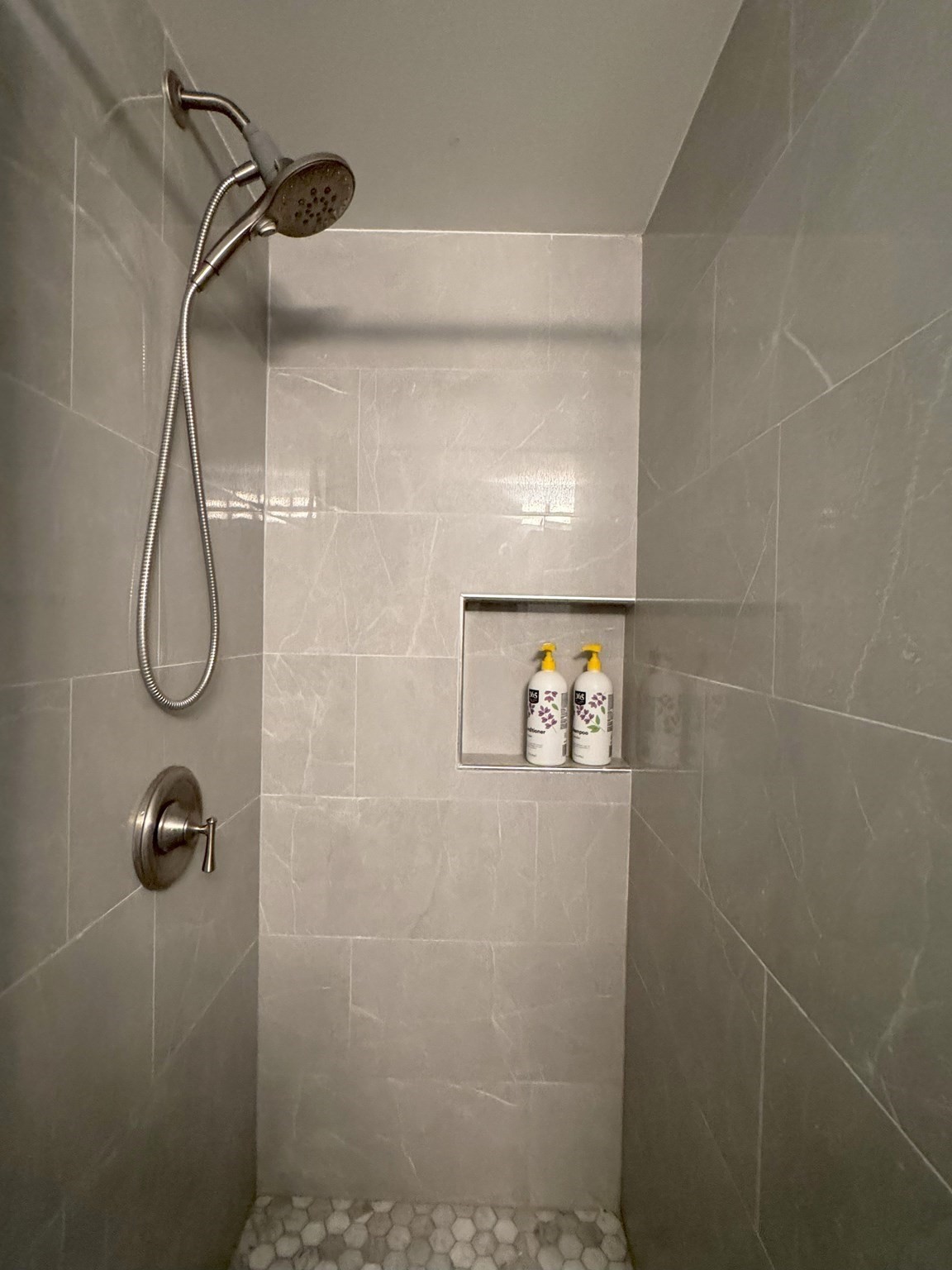 10 Meadowview Rd Property Photo 28