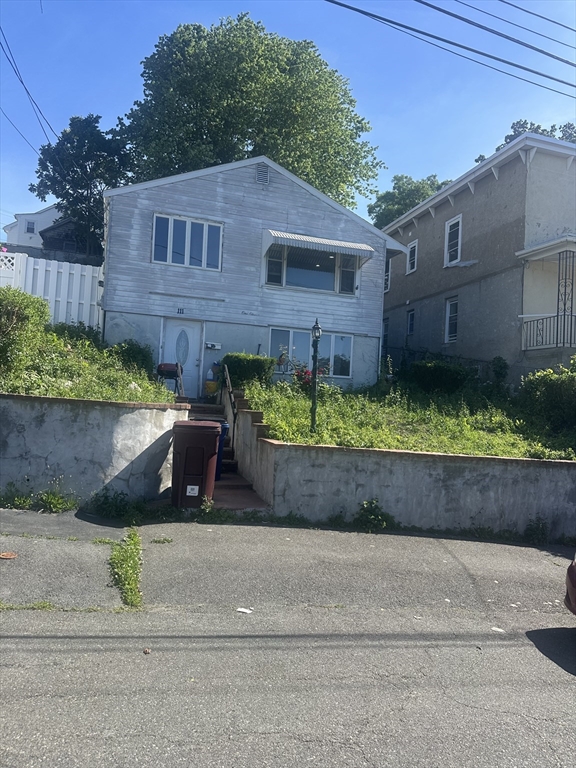 111 Arnold St Property Photo 1