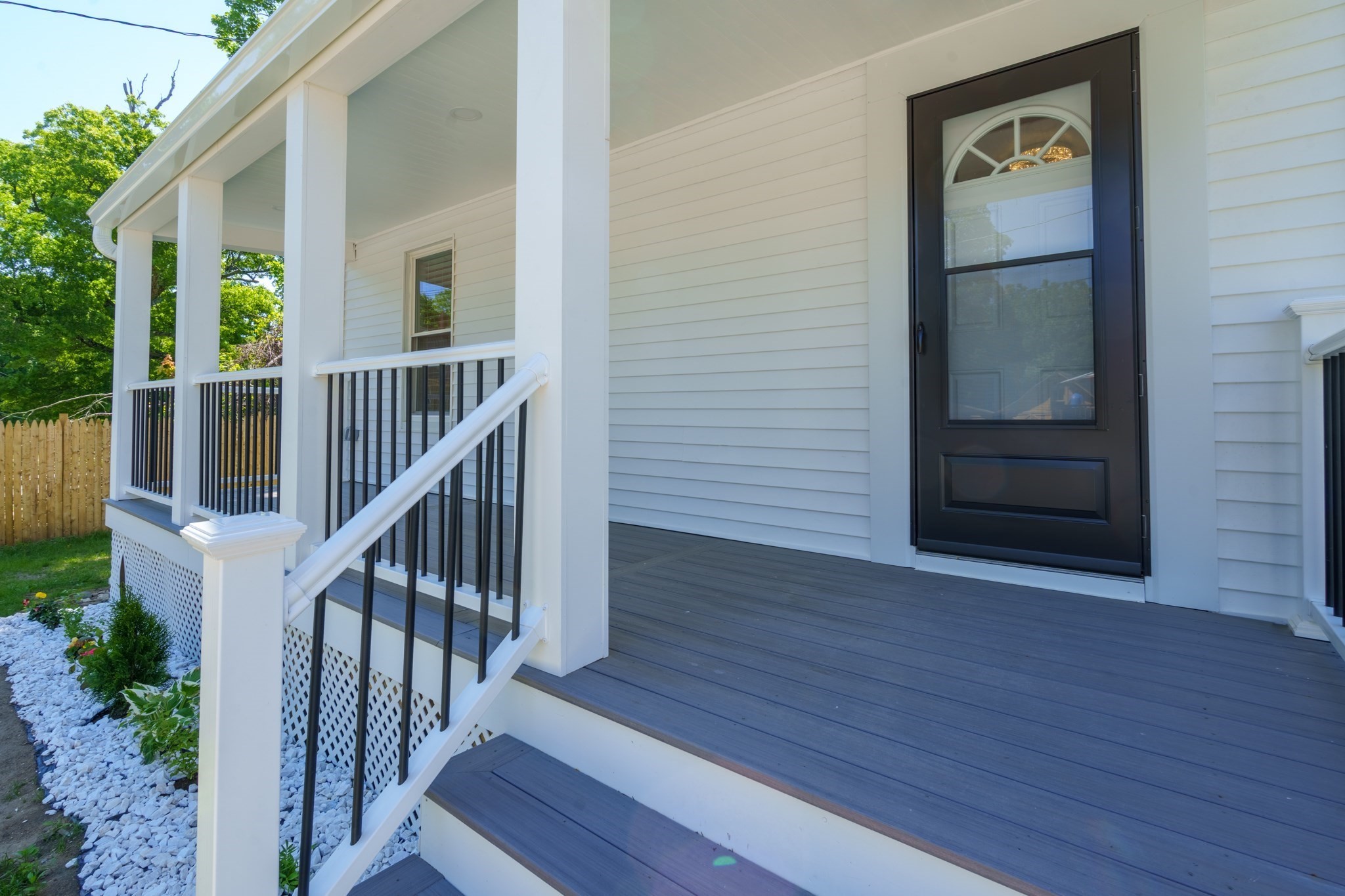 10 Walnut St Property Photo 3