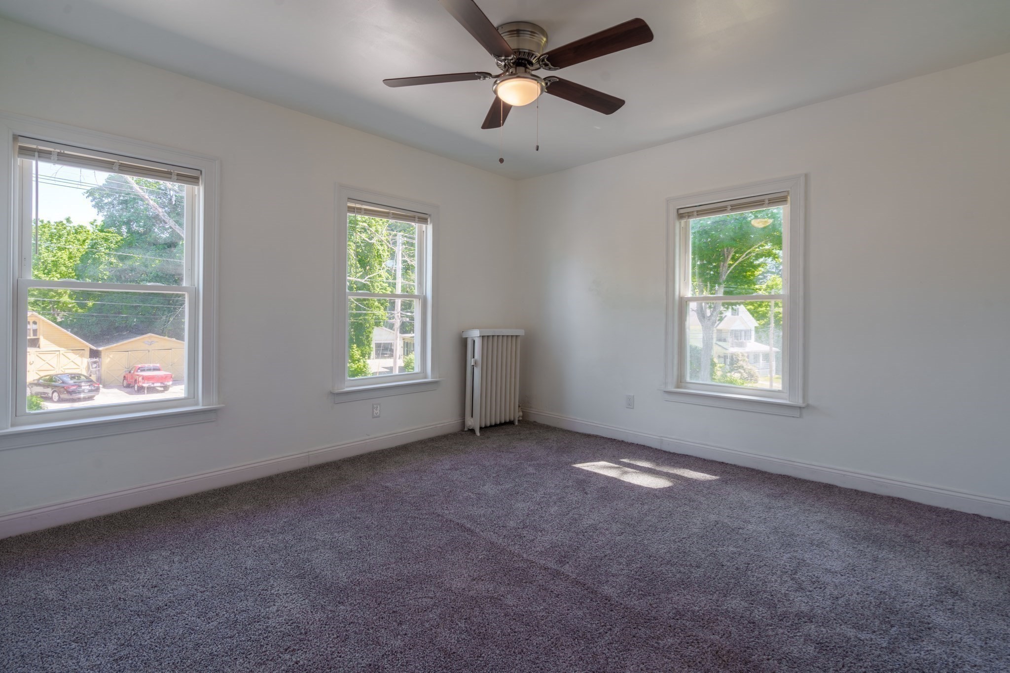 10 Walnut St Property Photo 17