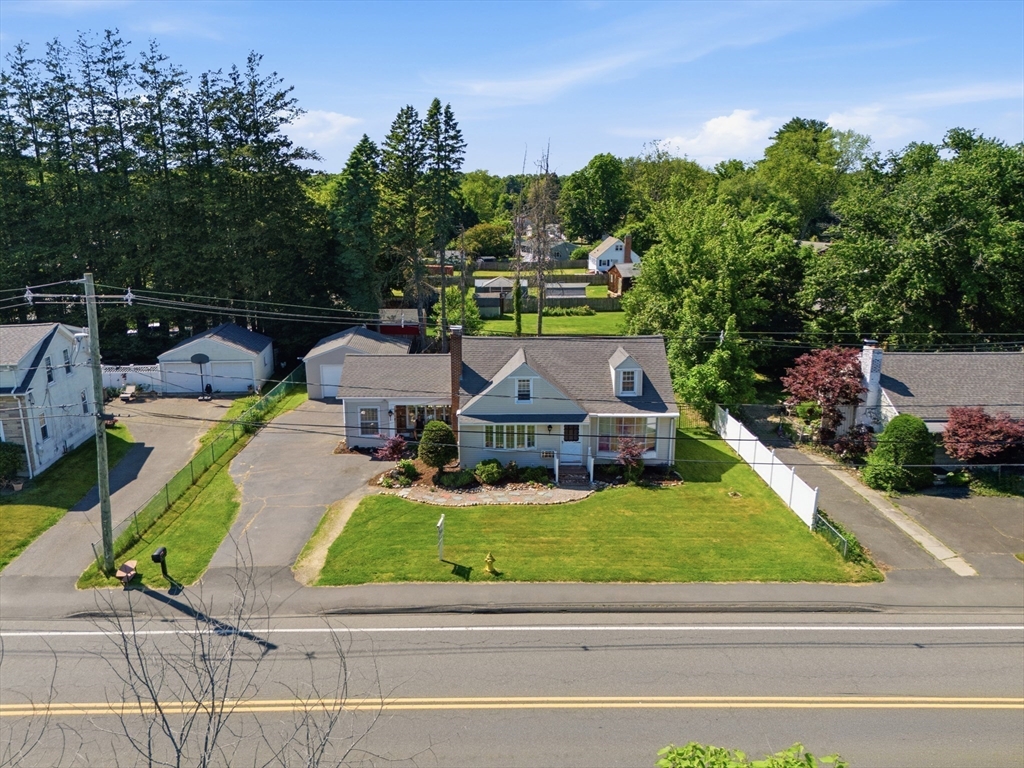375 River Rd Property Photo 4