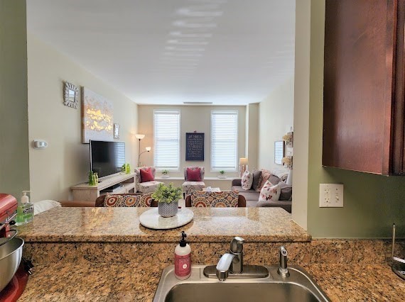 21 South Street # 22 Property Photo 12