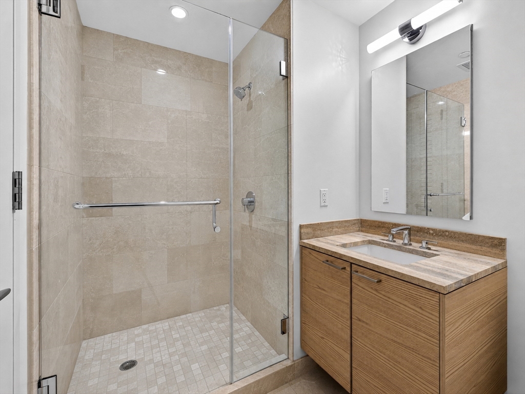 1 Franklin Street # 3212 Property Photo 16