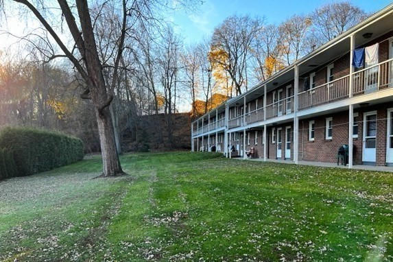21 Dwight Property Photo 5
