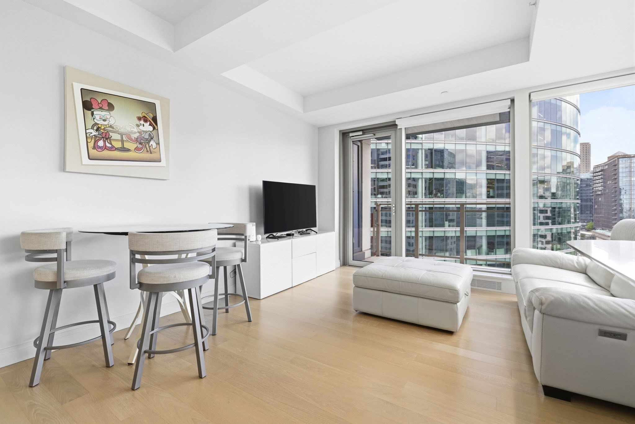 133 Seaport Blvd # 1602 Property Photo 8