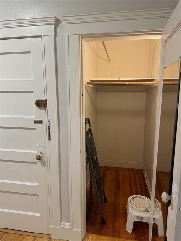 235 Rawson # 5 Property Photo 13