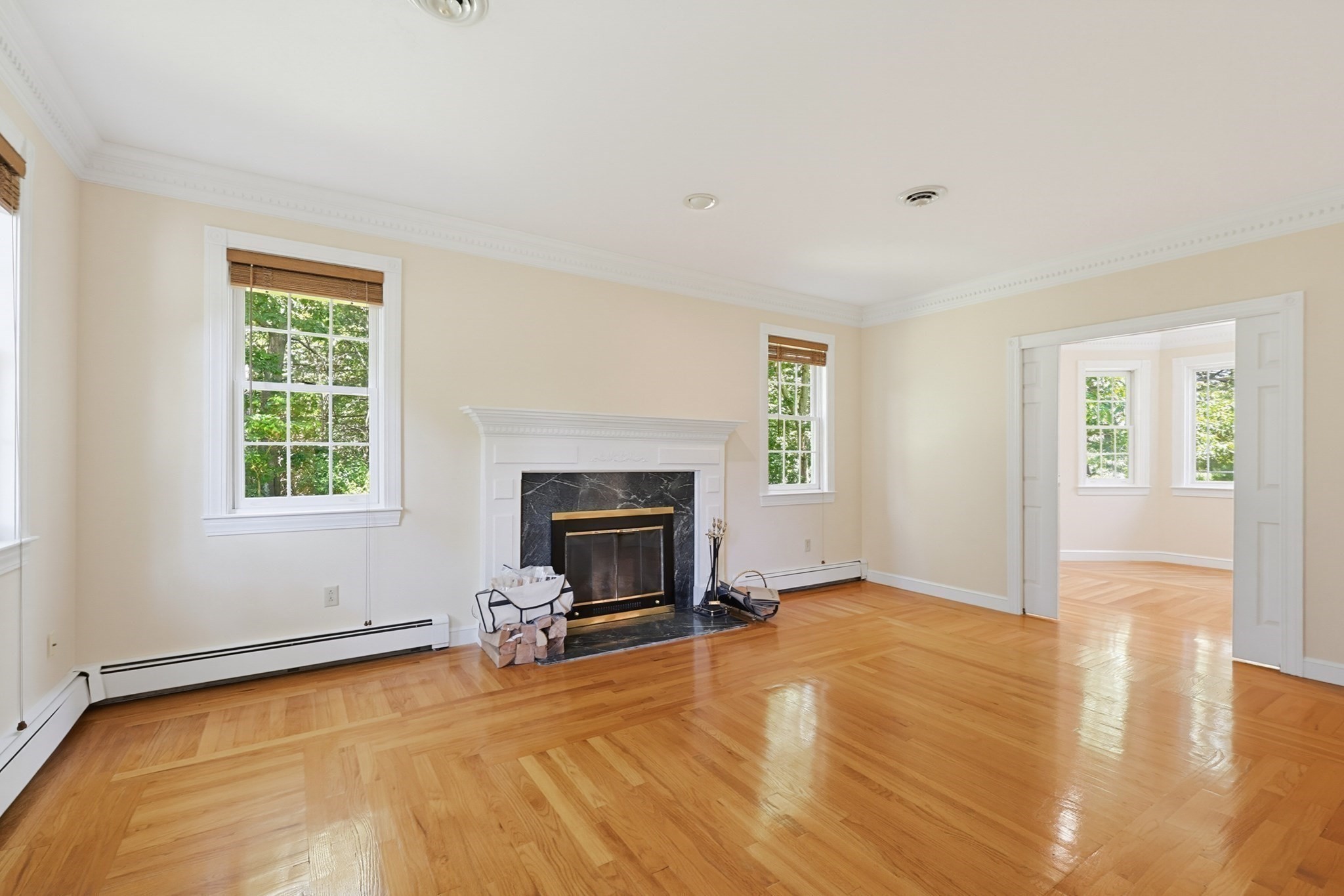19 Windsor Dr. Property Photo 16